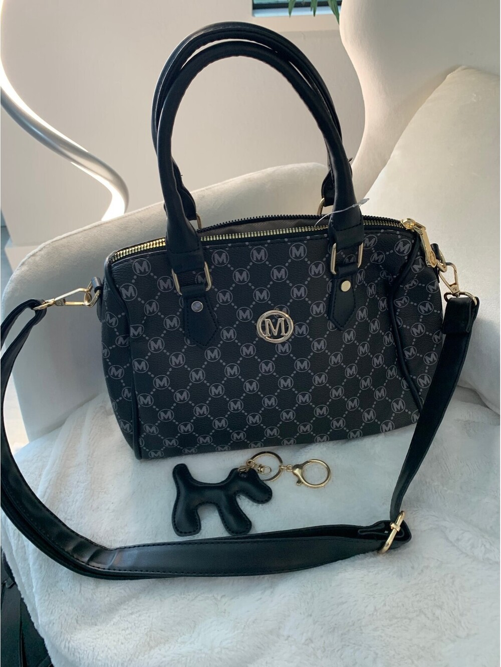 Black Monogram Fashion Tote w/Detachable Shoulder & dog tag